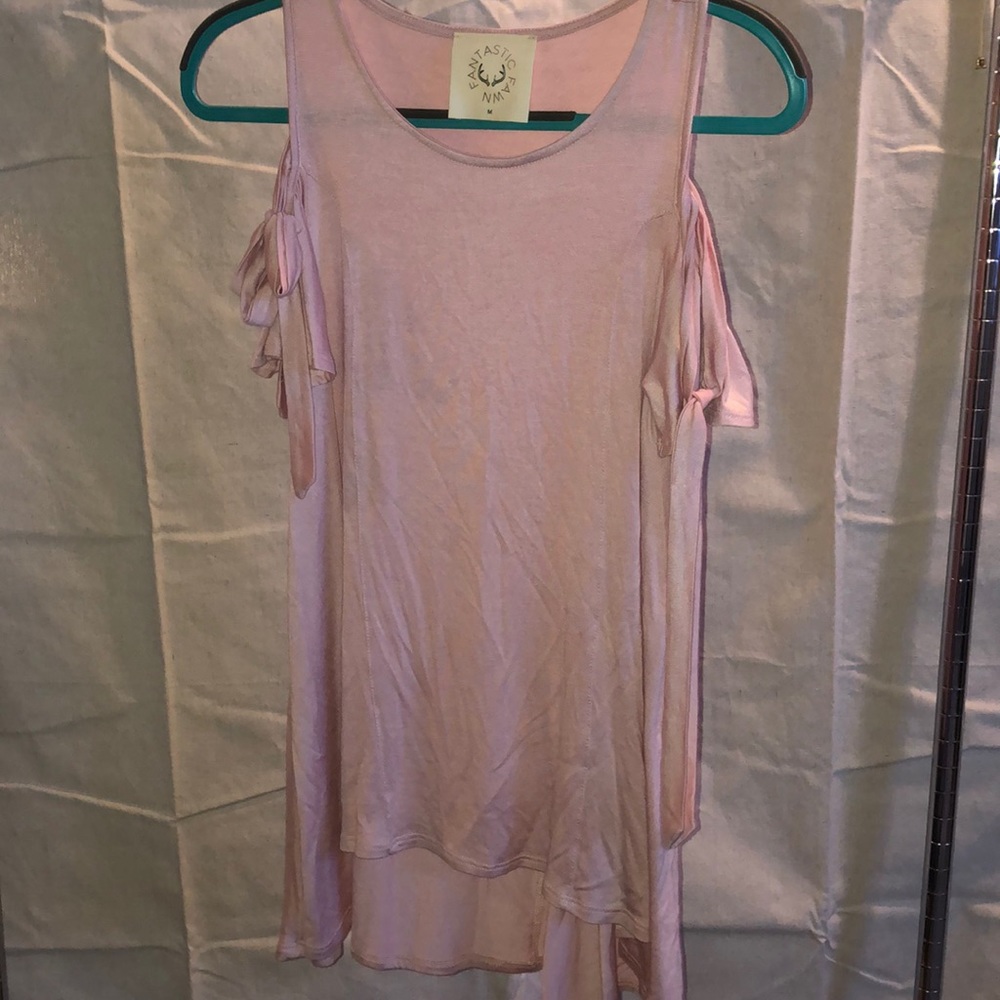 Blush Cold shoulder tank